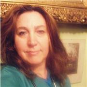 LICENCIADA EN VETERINARIA Y PROFESORA NATIVA DE INGLÉS Y FRANCÉS